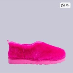 UGG Pink Cozy Botties